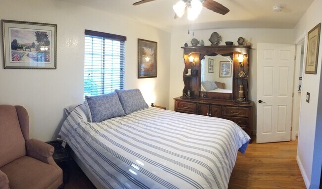 Building Photo - SLO Tropical Private Bungalow ideally located close to Cal Poly!