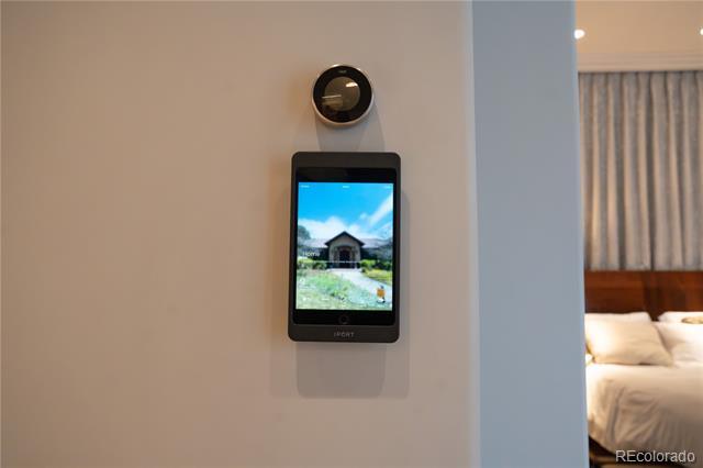 Building Photo - 190 S Glencoe St