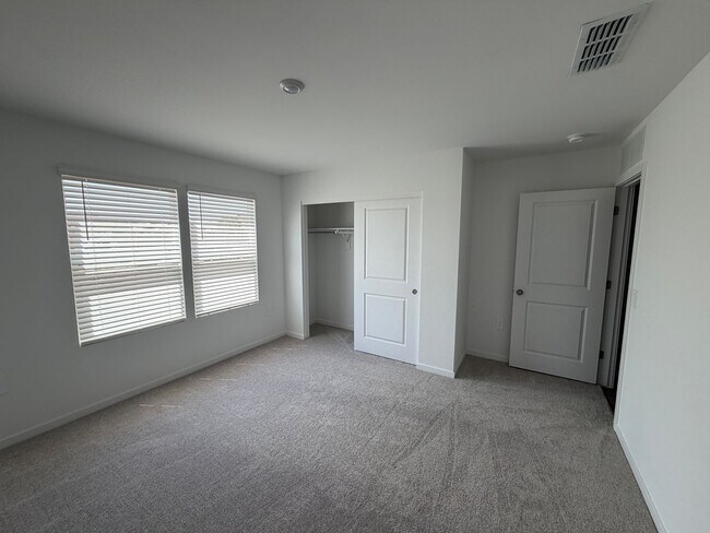 Building Photo - 202 Pleasant Pk Dr