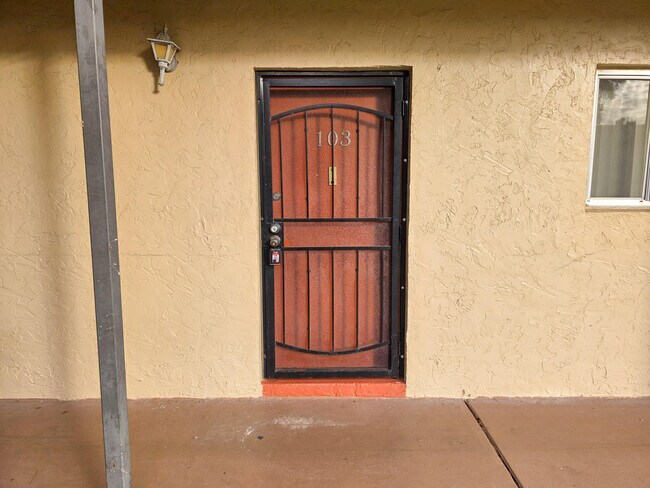 Building Photo - 6080 Forest Hill Blvd