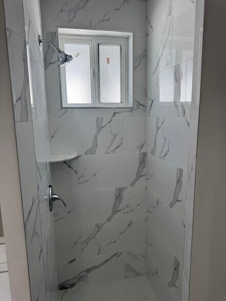 Building Photo - 4128 Leimert Blvd