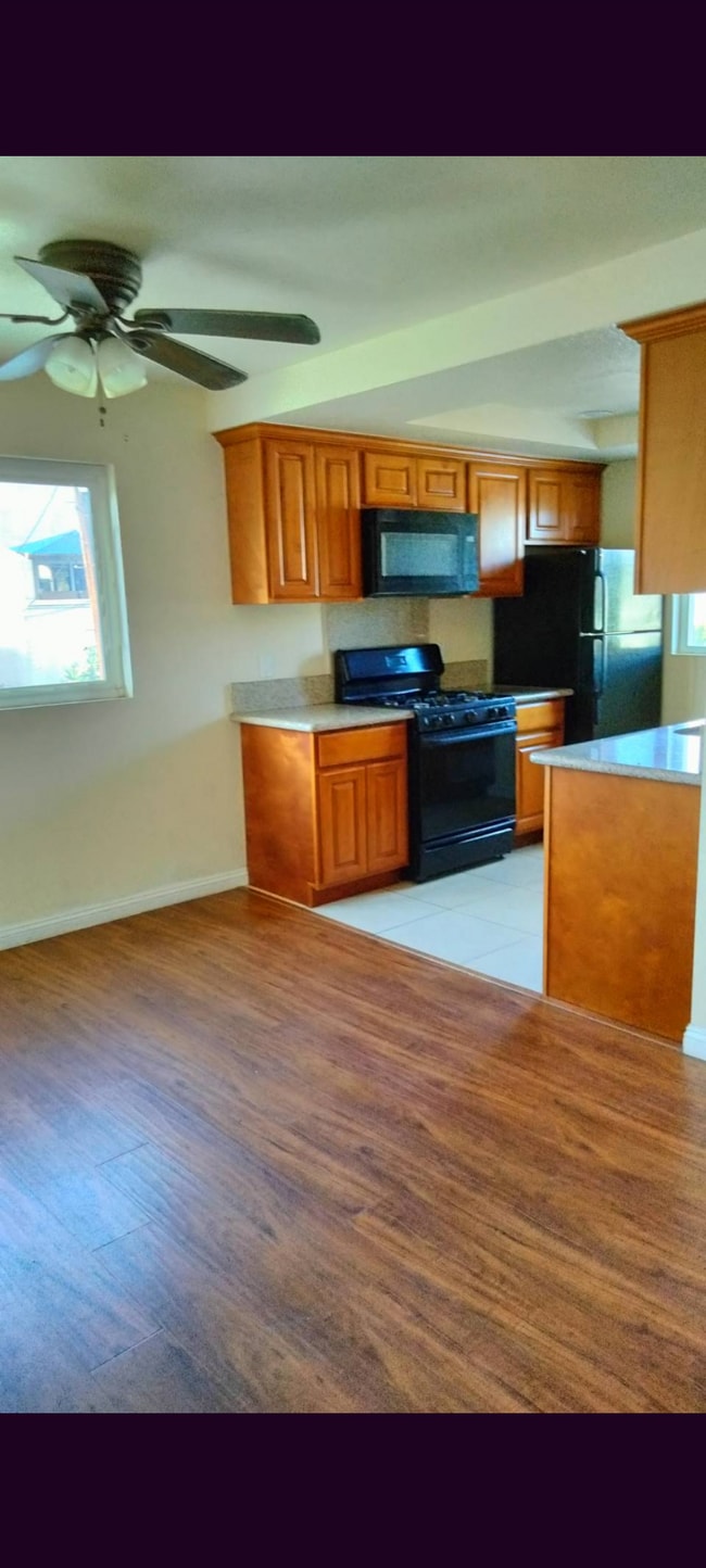 Building Photo - 2228 Garnet Ave