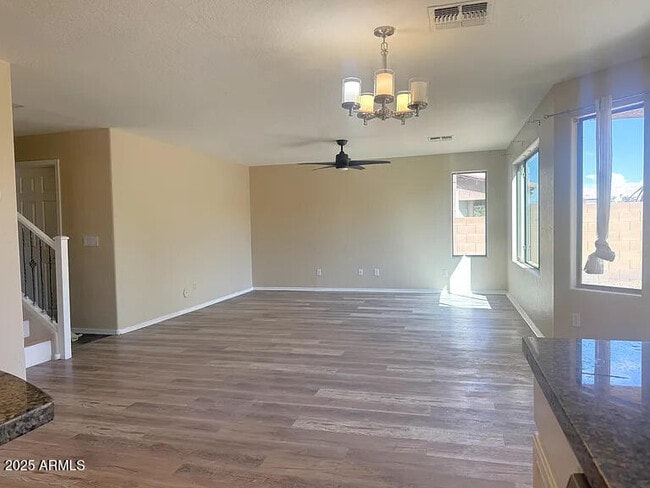 Building Photo - 3545 E Crescent Way