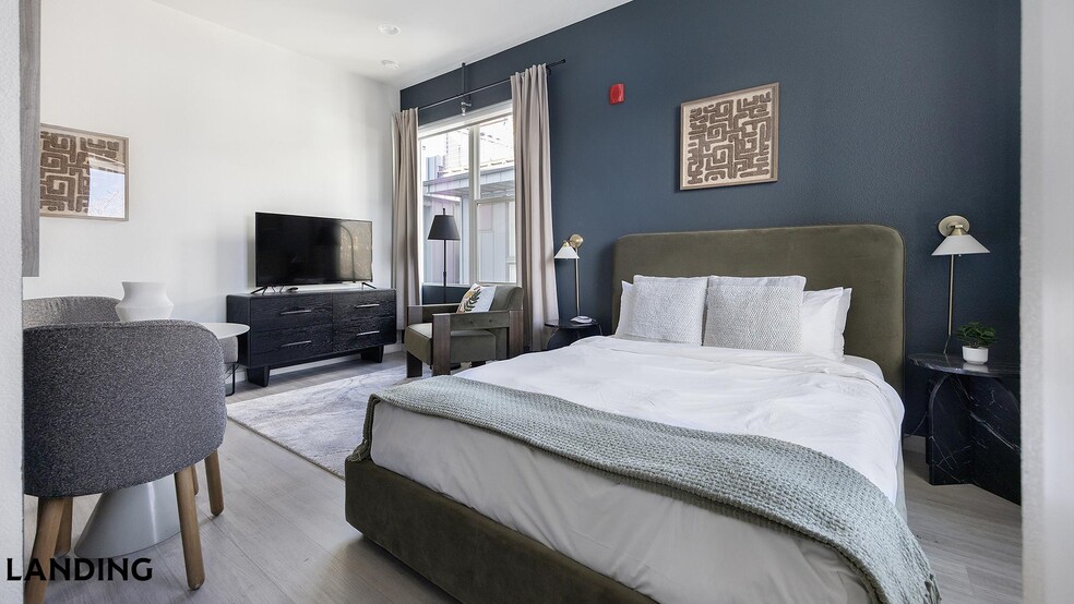 Building Photo - 3024-3024 Zuni St