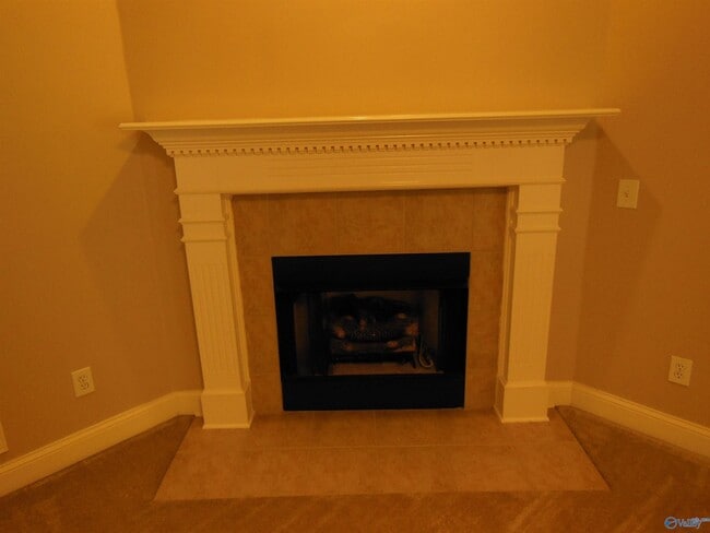 Building Photo - 2604 Little Cove Rd