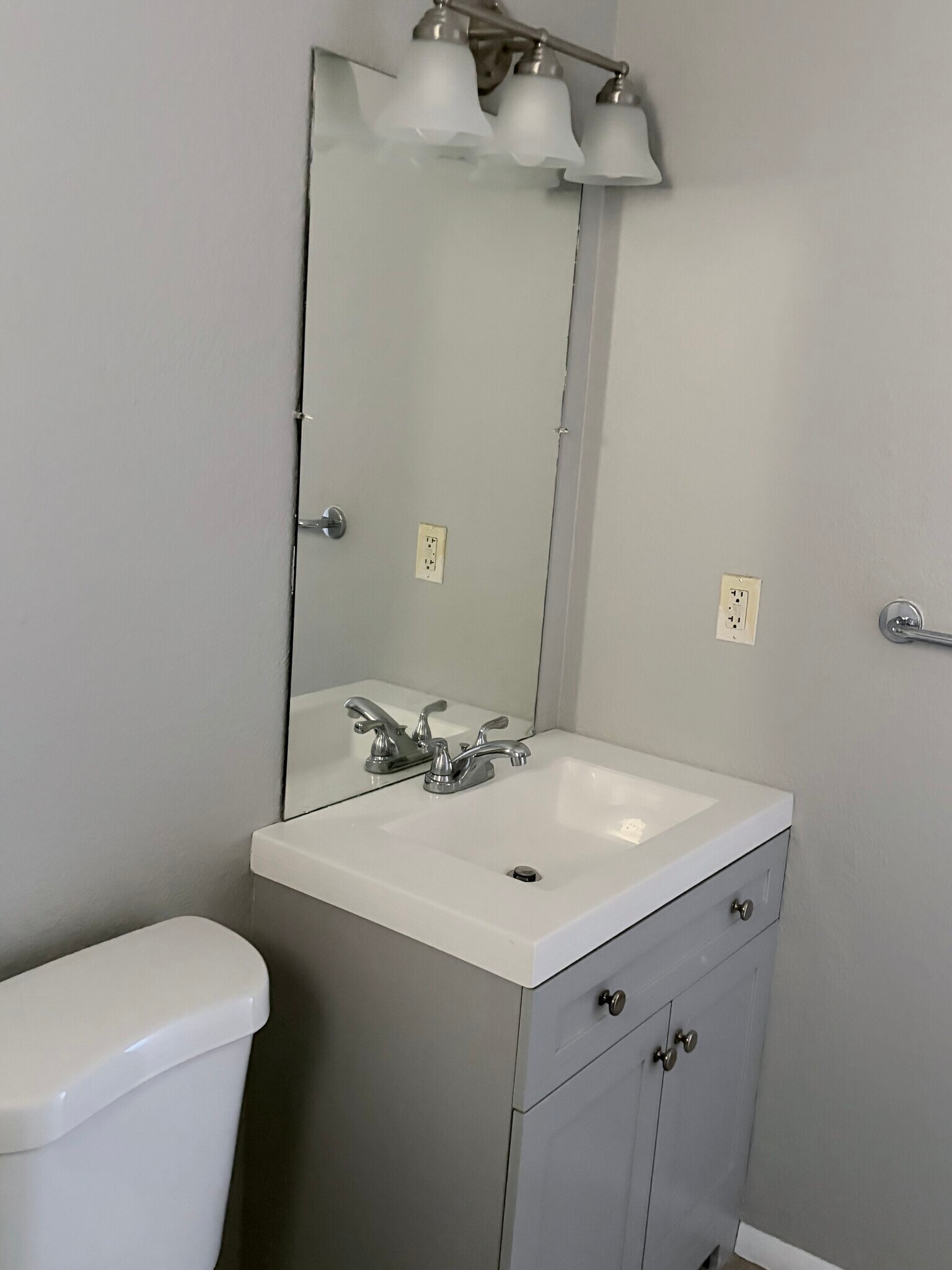 Building Photo - 1062 N July Cir