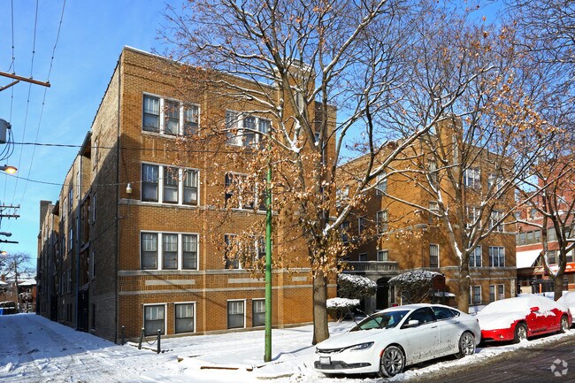 Building Photo - Hoyne Suites