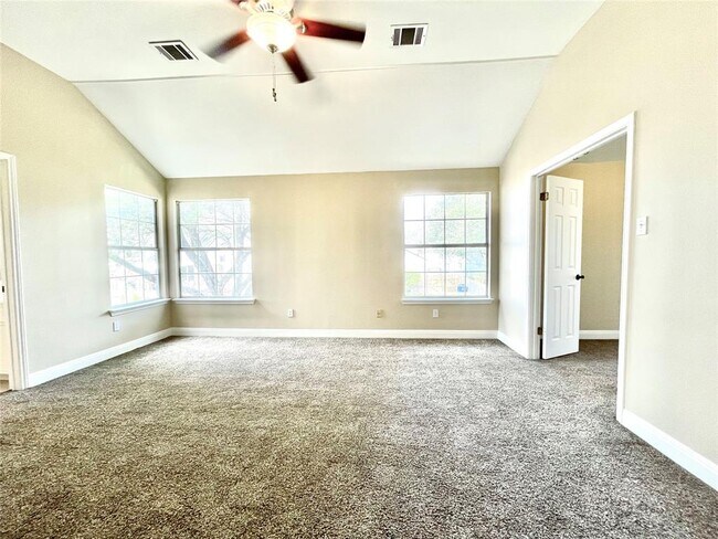 Building Photo - 1106 Briargate Dr