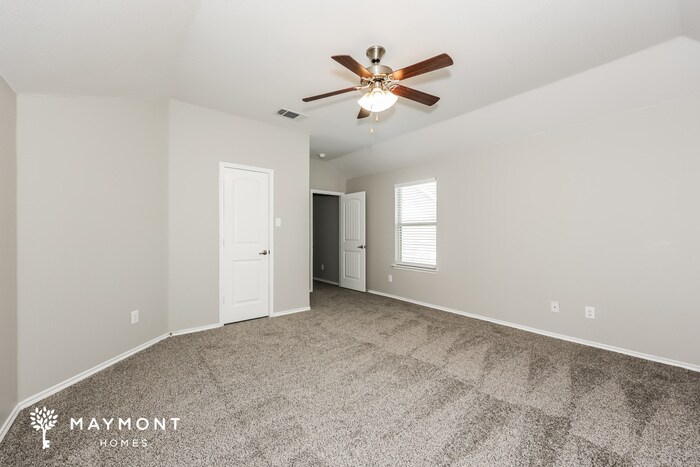Building Photo - 209 Riverdell North Mews