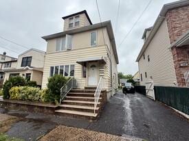 Building Photo - 102 Halstead Ave