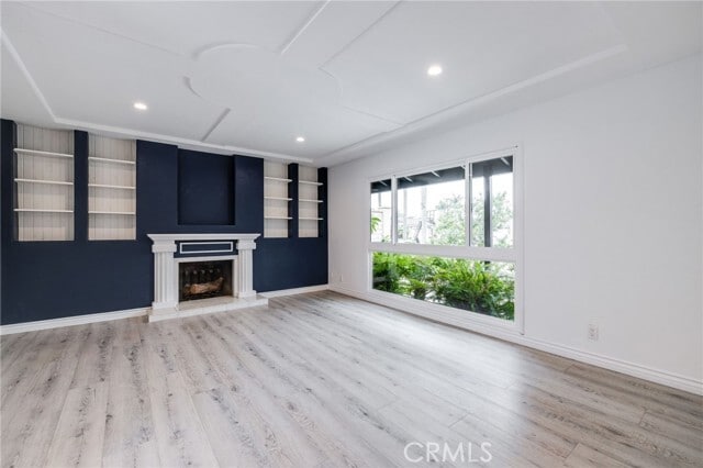 Building Photo - 9472 Tiki Cir