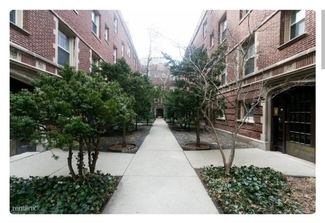 Primary Photo - 519 W Brompton Ave