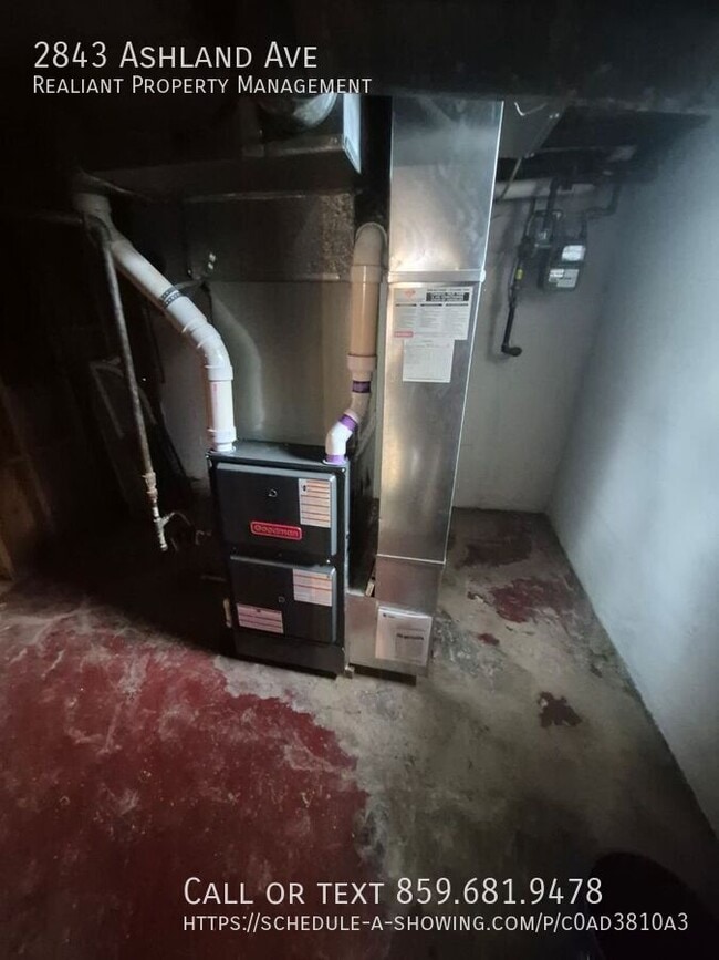 Building Photo - 2843 Ashland Ave