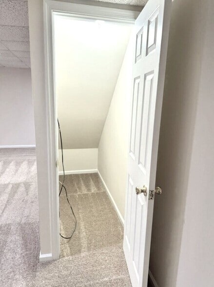 Building Photo - 700 Farmington Ave