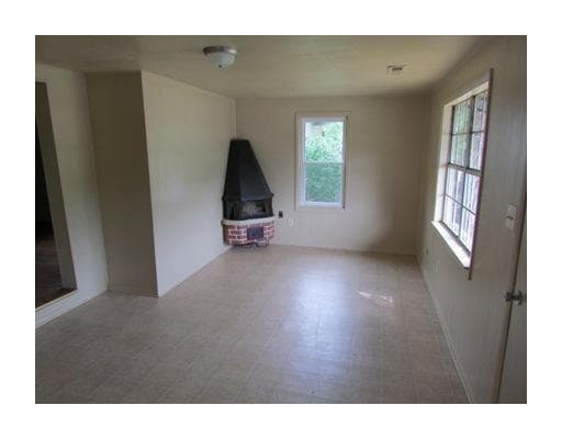 Building Photo - 622 E Huntsville Rd