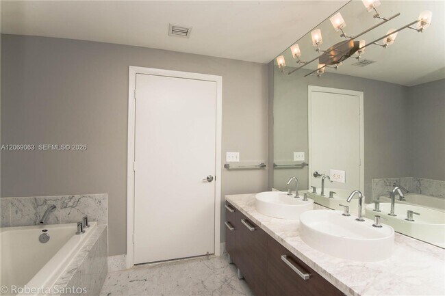 Building Photo - 244 Biscayne Blvd