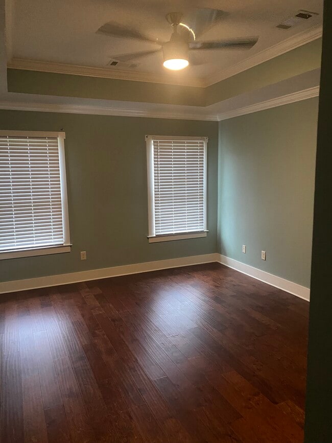 Building Photo - Home at last