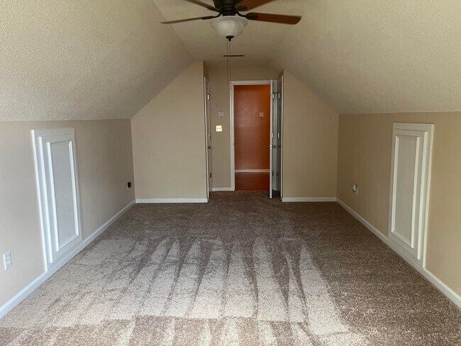 Building Photo - 4010 Nantucket Cir