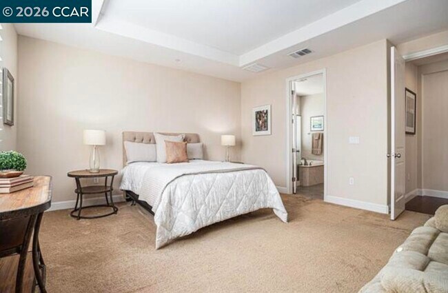 Building Photo - 2284 Demartini Ln