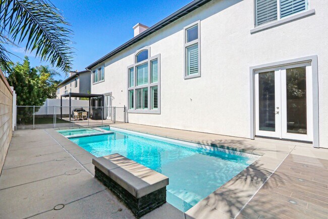 Building Photo - 4386 Bayhill Ln