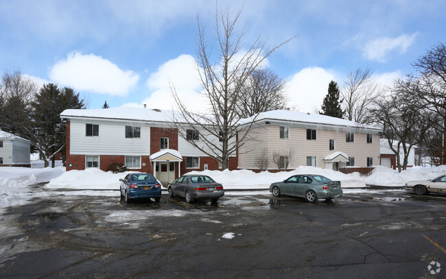 Building Photo - Valley View Court