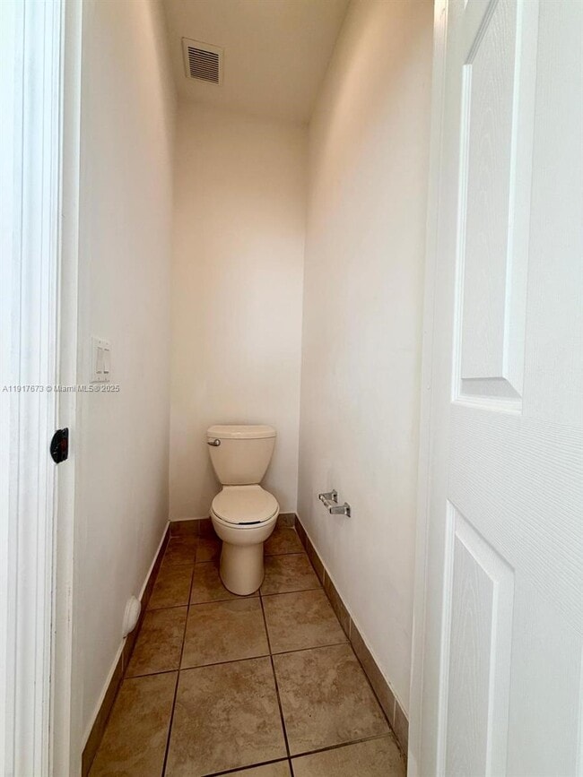 Building Photo - 3972 SW 149th Pl