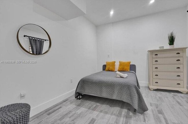 Building Photo - 5140 N 37th St