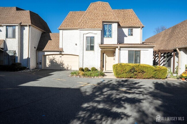 Primary Photo - 58 Park Gate Dr