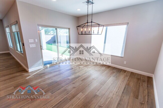 Building Photo - 6629 W Springfield Wy