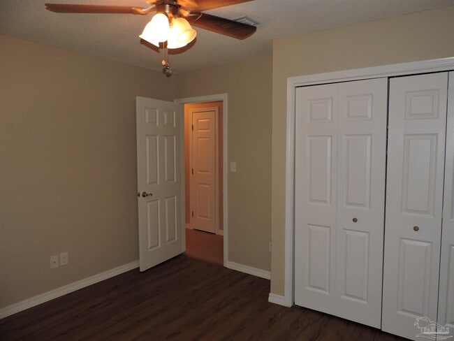 Building Photo - 1020 Sagebrush Trail