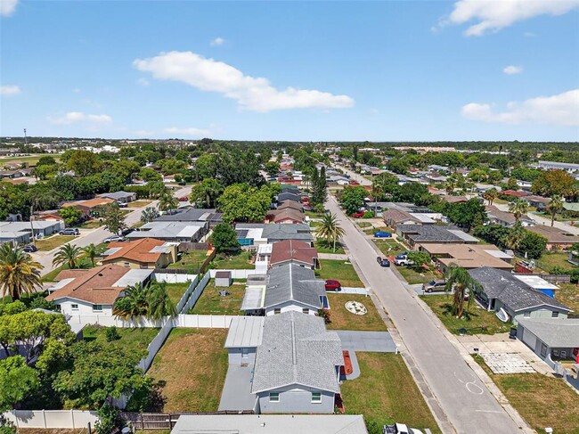 Building Photo - 7104 Castanea Dr