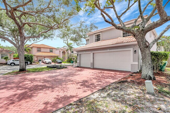 Building Photo - 6144 NW 78th Ct