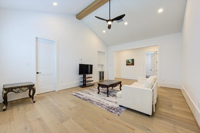 Building Photo - 1726 Wilde Rock Way