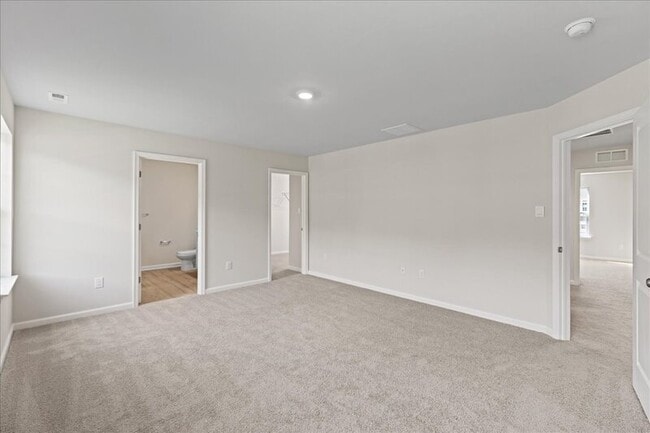 Building Photo - 113 Malibu Dr