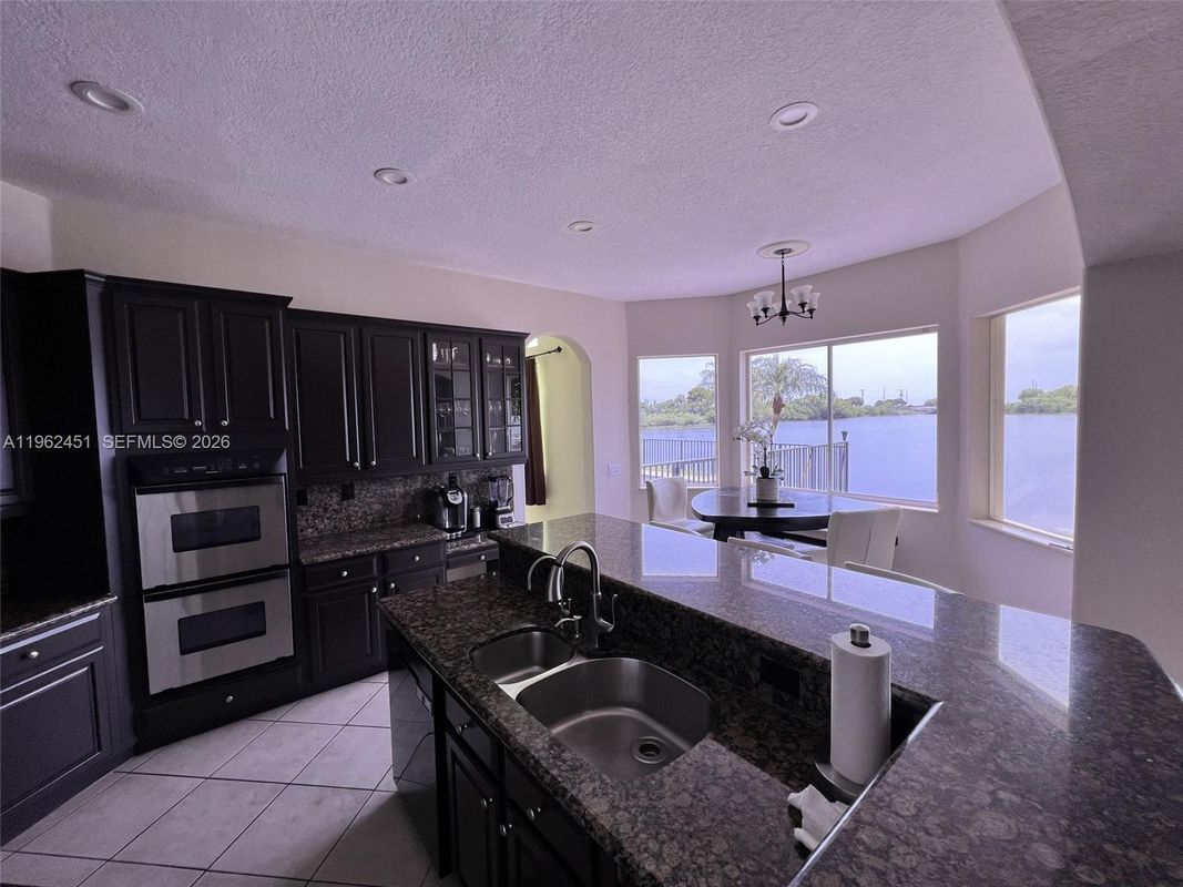 Building Photo - 4800 NW 124th Way