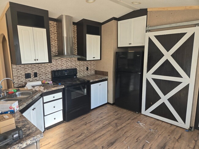 Building Photo - 1107 S 2nd St