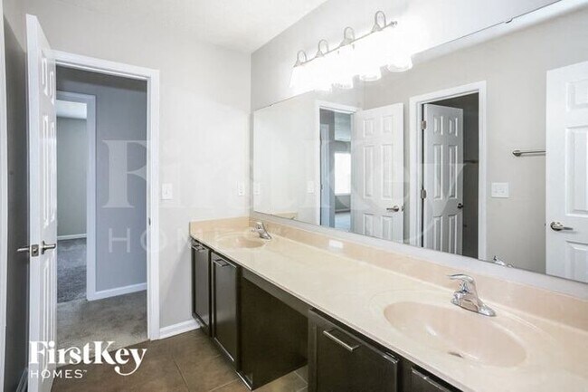 Building Photo - 958 Kempson Ct