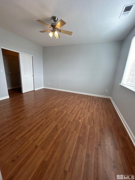 Building Photo - 2841 Granville Dr