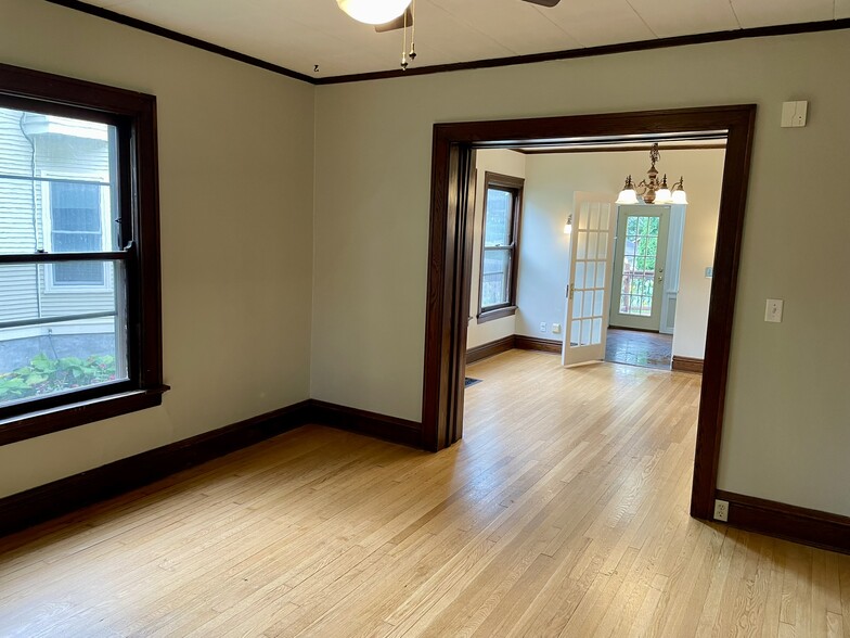 Building Photo - 1326 Vilas Ave