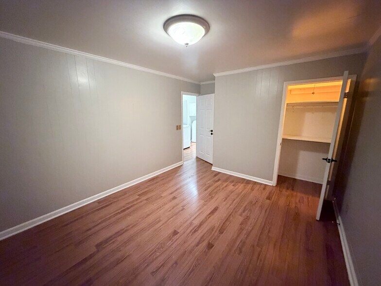 Building Photo - 217 Ridgecrest Way