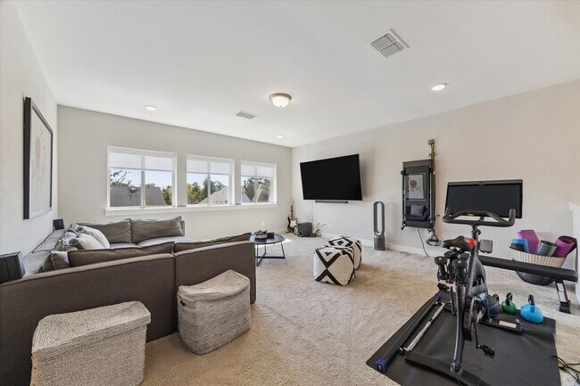 Building Photo - 6609 Basal Woods Way