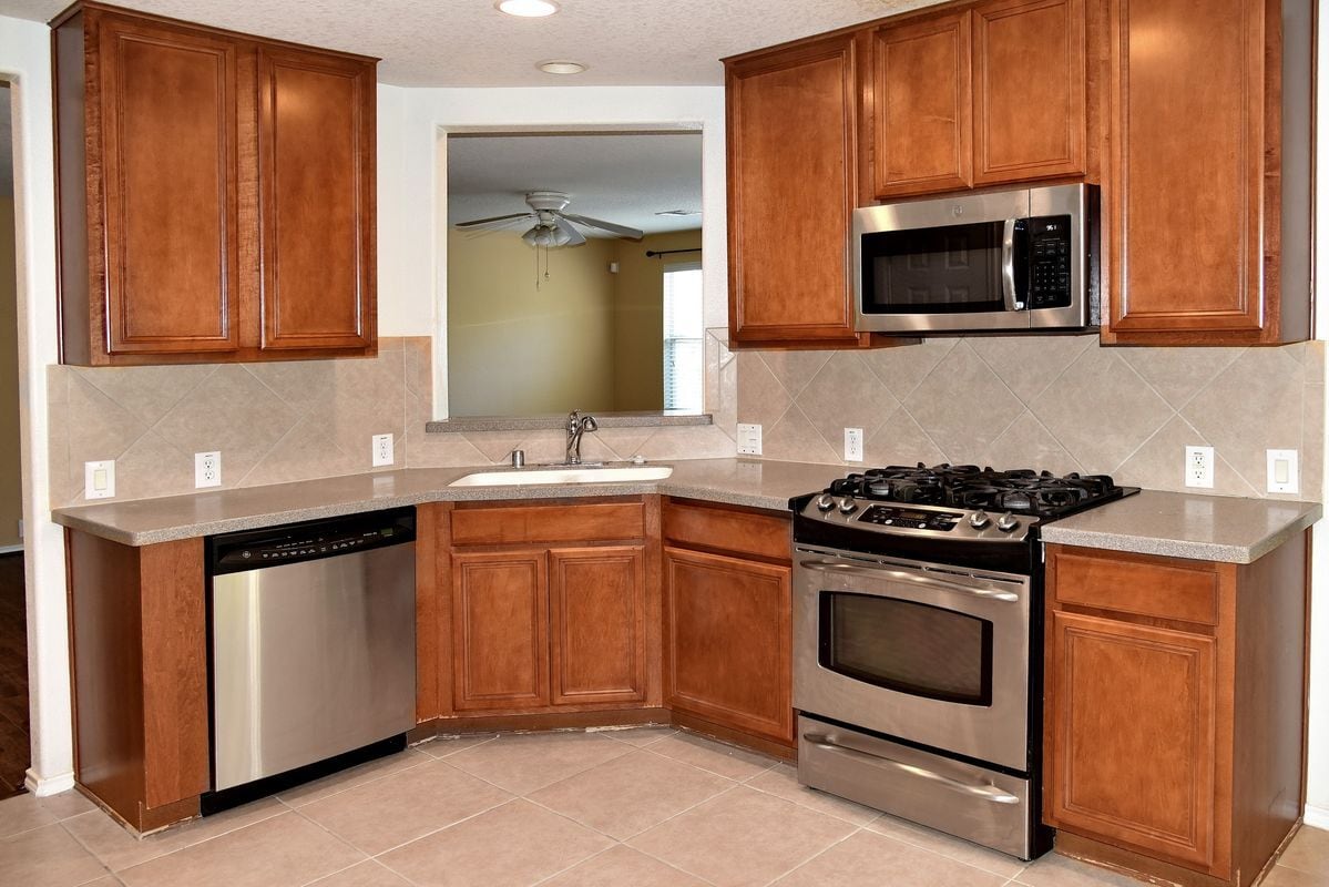 Building Photo - 13600 Breton Ridge St