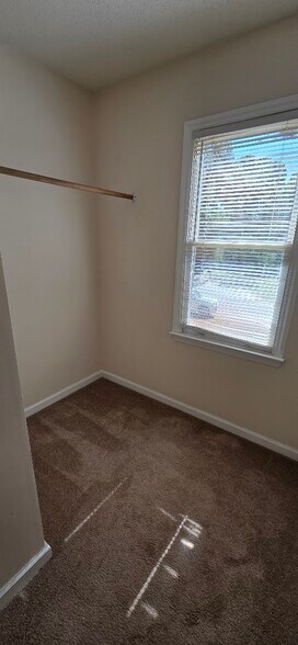 Building Photo - 3517 Abercromby Dr