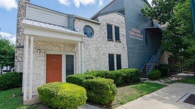 Building Photo - 2529 Rio Grande St