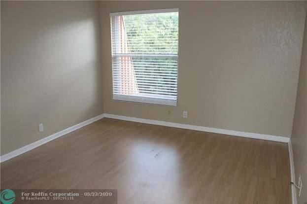 Building Photo - 316 Sunshine Dr