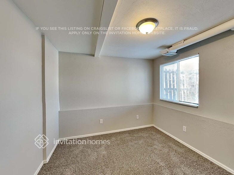 Building Photo - 17795 E Cornell Dr