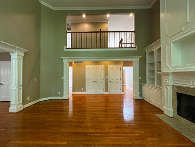 Building Photo - 3120 Hemingway Ln