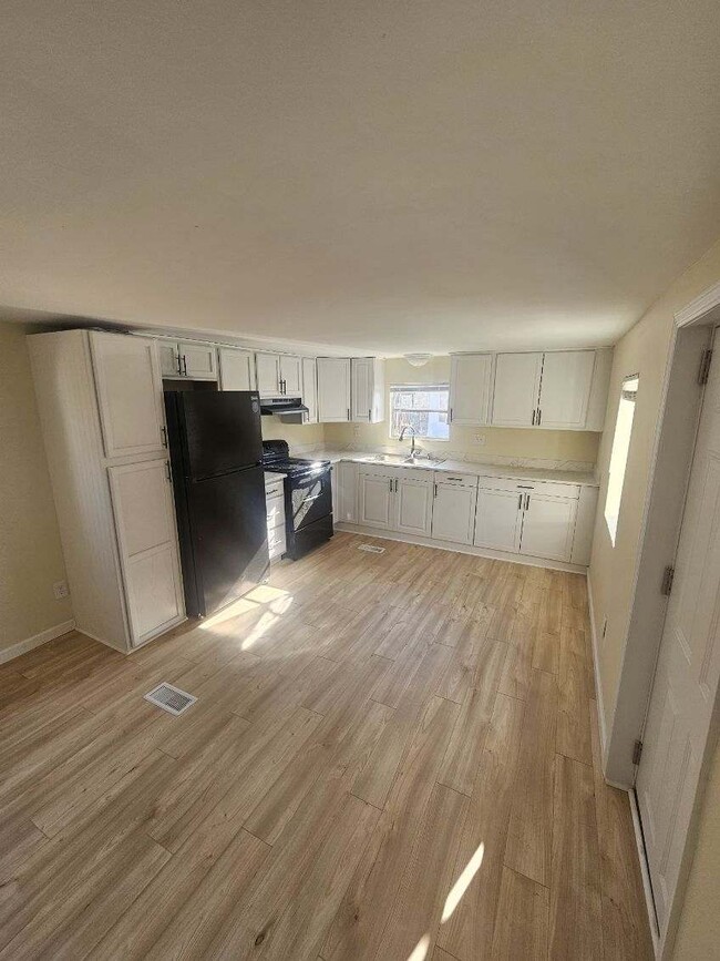 Building Photo - 116 Langford Dr