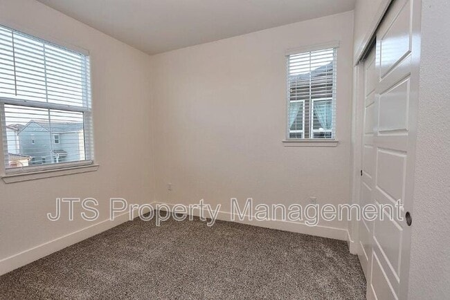Building Photo - 3513 Birdland Ave