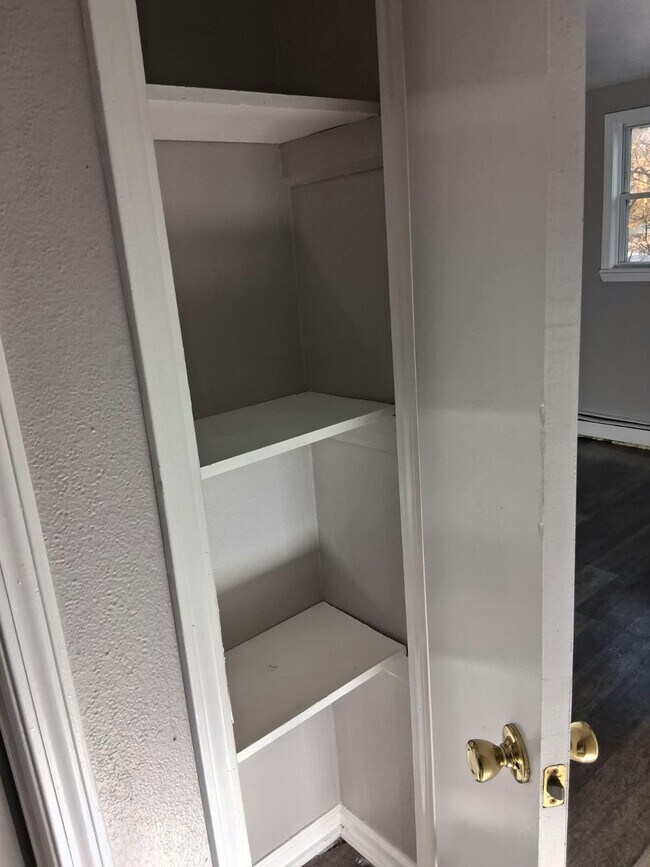 Building Photo - 13540 Superior Ave